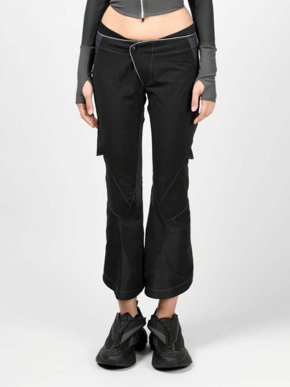 HYEIN SEO black utility cargo capri trousers
